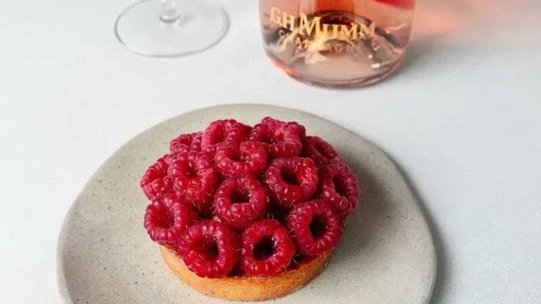 Mascarpone And Raspberry Tart with a bottle of G.H.Mumm Grand Cordon Rosé